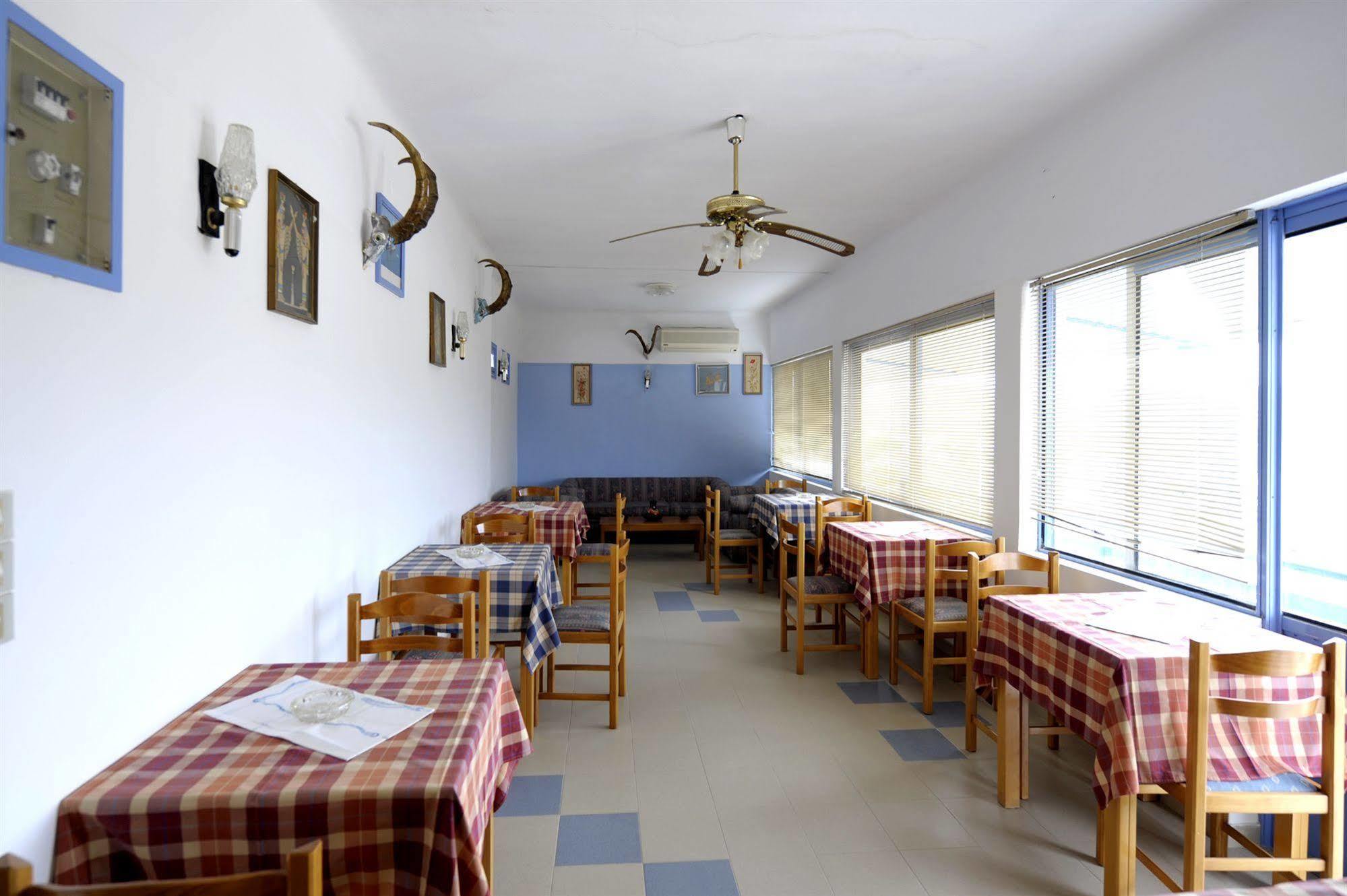 κοράλλι Ξενοδοχείο Αδάμας